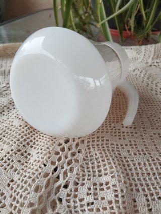 Jarrita Arcopal Blanca y Marrón