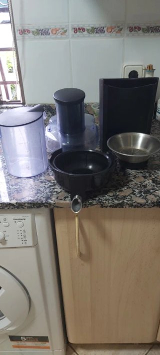Licuadora Philips con accesorios