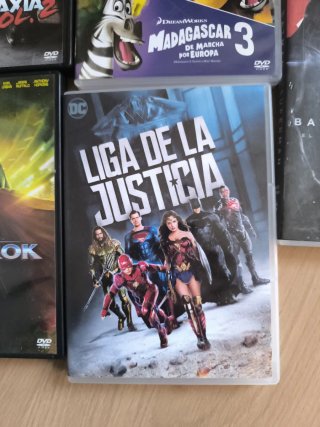 Lote 5 Películas DVD: Marvel, DC, Madagascar