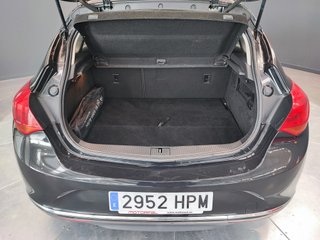 Opel Astra 1.7 CDTi 110 CV Selective