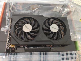 Tarjeta Gráfica Gigabyte RTX 4060 OC 8G