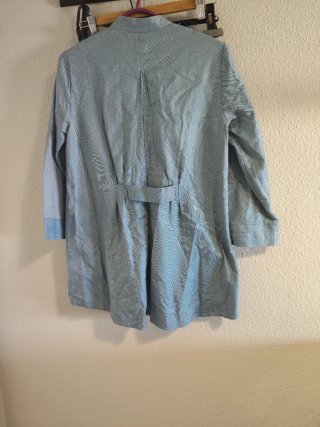 Chaqueta tres cuartos azul
