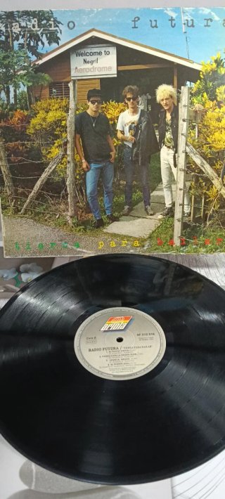 Vinilos, discos,CDs ,juegos , Colecciones y Mas...