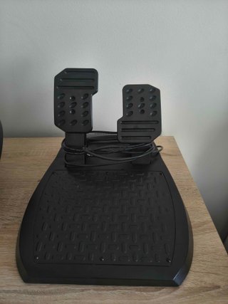 Volante Thrustmaster XBOX,y WINDOW