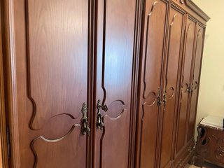 Dormitorio completo clásico madera maciza
