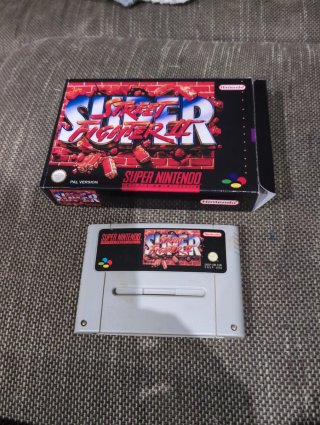 Super Street Fighter 2. PAL. SNES