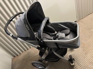 Silla de coche, carrito y mecedora de bebé
