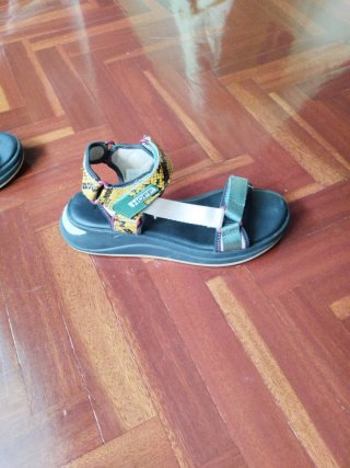 Sandalias Hoff