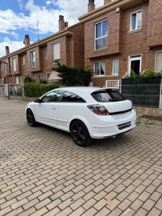 Opel Astra 2008