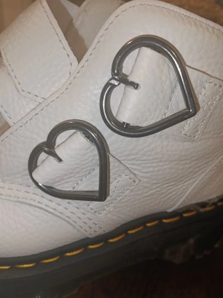 Dr Martens Devon Heart Bianche