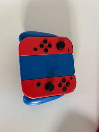 Nintendo Switch v2 Edición Mario Rojo y Azul