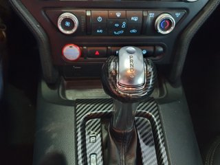 Ford Mustang 2012 V6