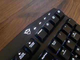 Tastierino Gaming Trust GXT-880 Nero