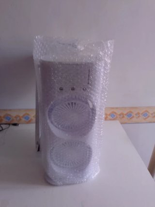 Ventilatore con vaporizzatore e luci LED