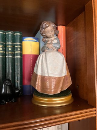 Figura niña porcelana de Lladró