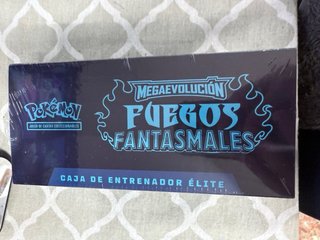 ETB Pokemon Caja Entrenador Fuegos Fantasmales