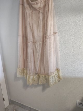 Falda vintage de encaje beige Marca magnolia