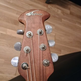 Guitarra electroacústica Ovation
