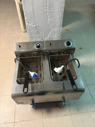 Freidora  industrial doble 8+8L