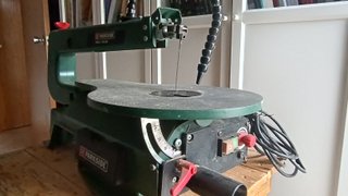 Caladora de marquetería Parkside PDKS 130 A2
