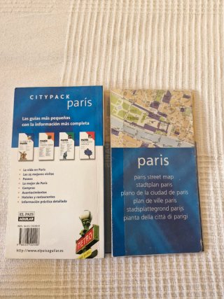 2 guías de viaje. PARIS.