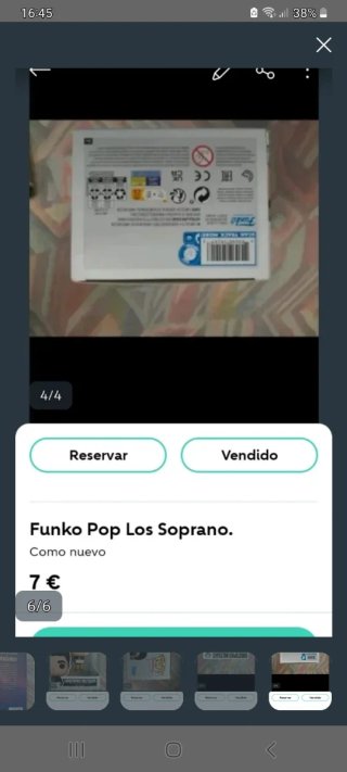 Libro 1000 Profecías de Nostradamus y funko Pop.