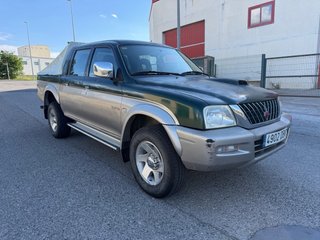 Mitsubishi L 200 2004