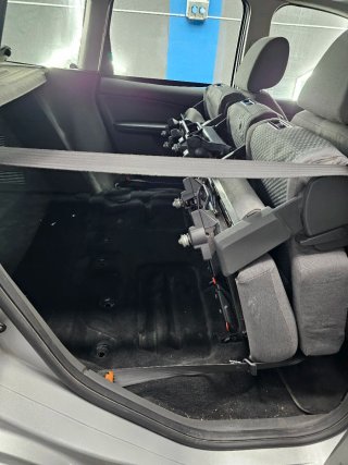 LEER DESCRIPCIÓN Ford C-MAX 2007