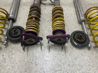 SUSPENSION ROSCADA KW V1