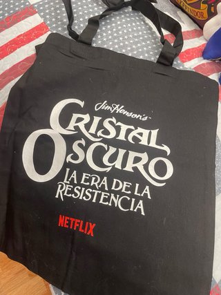 Lote 3 Bolsas Tote: Marvel,Netflix, cristal oscuro