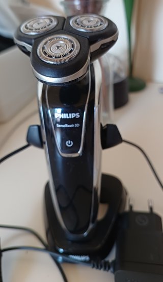 Afeitadora Philips Shaver series 9000 SensoTouch