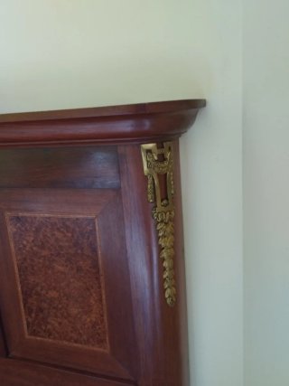 Cabecero de cama antiguo