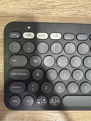 Logitech Pebble Keys 2 K380s Tastiera Bluetooth