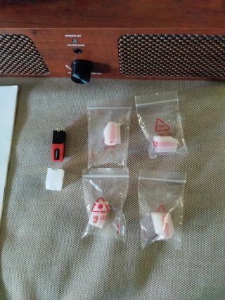 Giradischi Bluetooth Marrone e Nero