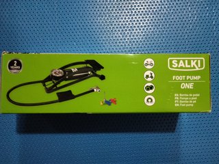 Bomba de pedal para inflar Salki