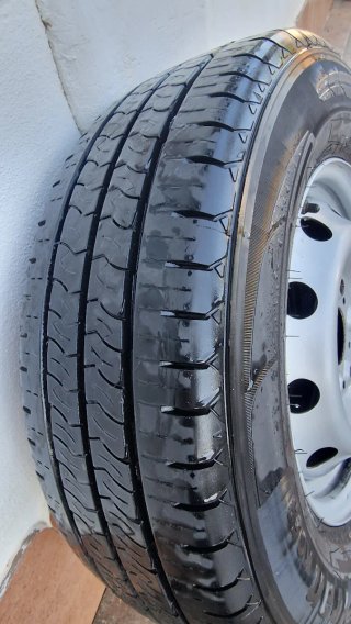 4 Llantas y neumáticos kumho Fiat Ducato R15
