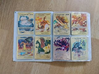 Álbum Pokémon con cartas. Precio negociable.