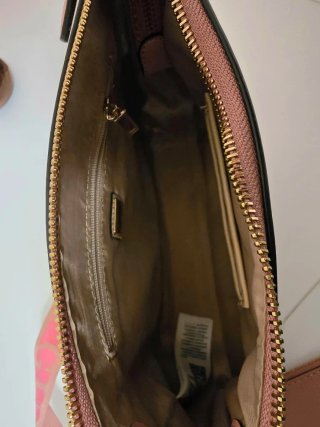 Borsa Guess donna rosa con portamonete