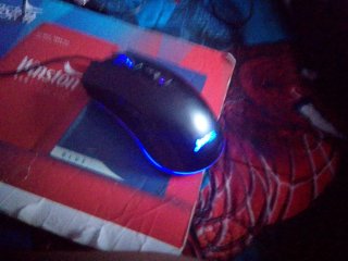 Teclado y Ratón RGB con Soporte Móvil y puerto