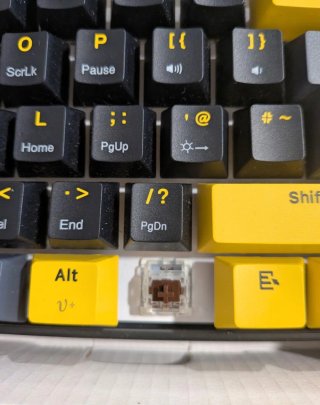 Teclado Mecánico 65% Magic-Refiner MK21