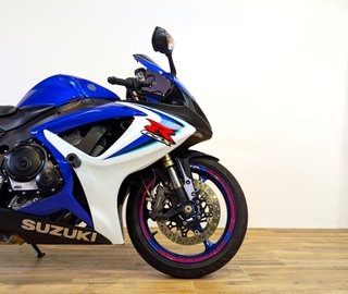 SUZUKI GSX R600   (2006-2008) 2006