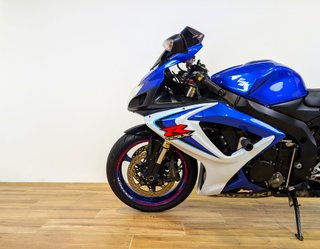 SUZUKI GSX R600   (2006-2008) 2006