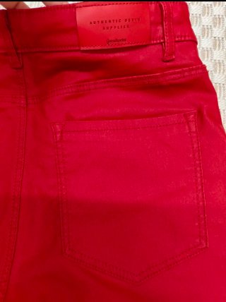 Pantalón Stradivarius Rojo Talla L