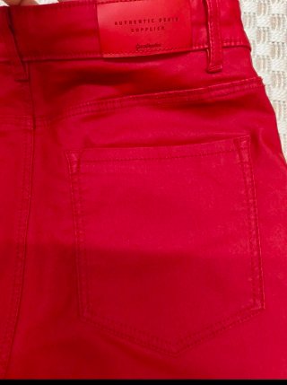 Pantalón Stradivarius Rojo Talla L