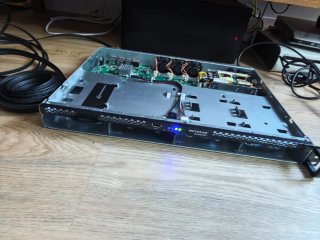 Netgear ReadyNAS 2120 1U 4 bahías
