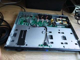 Netgear ReadyNAS 2120 1U 4 bahías