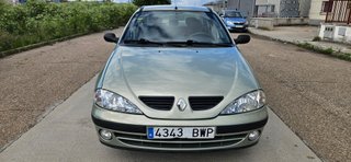 Renault Megane 1.4i 16v 95cv