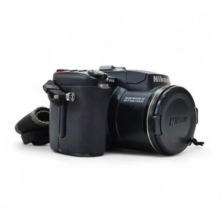 CAMARA NIKON COOLPIX 5700 + CARGADOR *MARCAS DE USO*