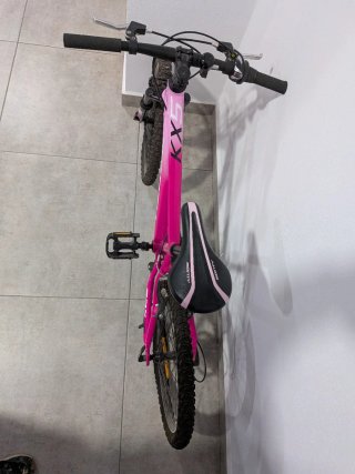 Bicicletta per bambina Monty rosa quasi nuova