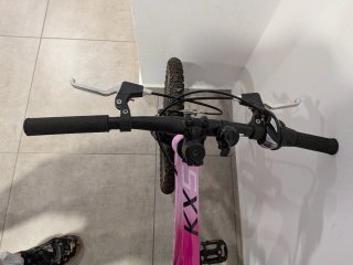 Bicicletta per bambina Monty rosa quasi nuova